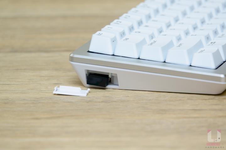 Cooler Master MM731 & CK721 三模键盘滑鼠开箱