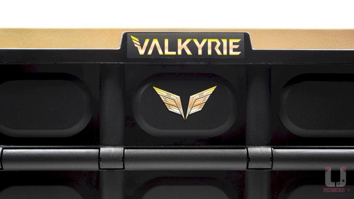 Biostar X670E VALKYRIE GIFT BOX 惊喜礼盒开箱