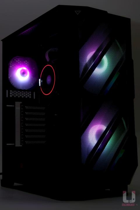 安钛克 Antec NX700 机壳开箱测试