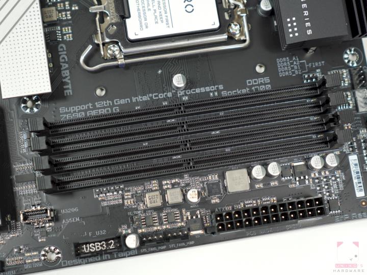 GIGABYTE Z690 AERO G DDR5 主机板开箱评测
