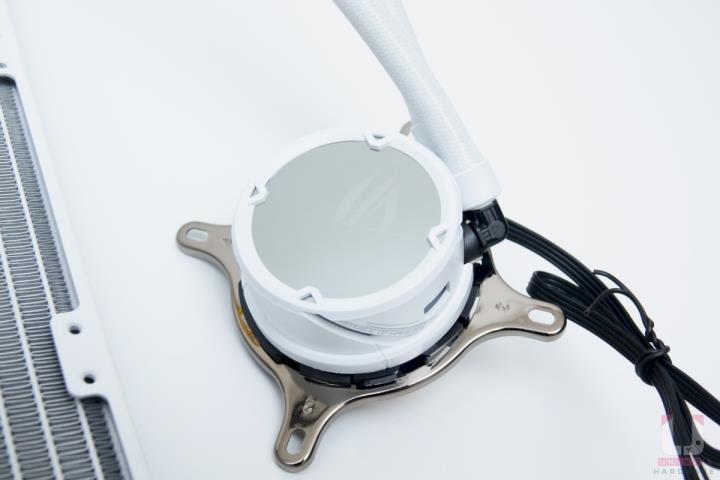 ROG STRIX LC II 360 ARGB WHITE EDITION 开箱测试
