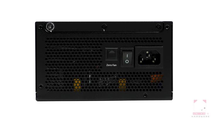 80 PLUS 金牌认证，MSI MPG A1000G 电源供应器开箱