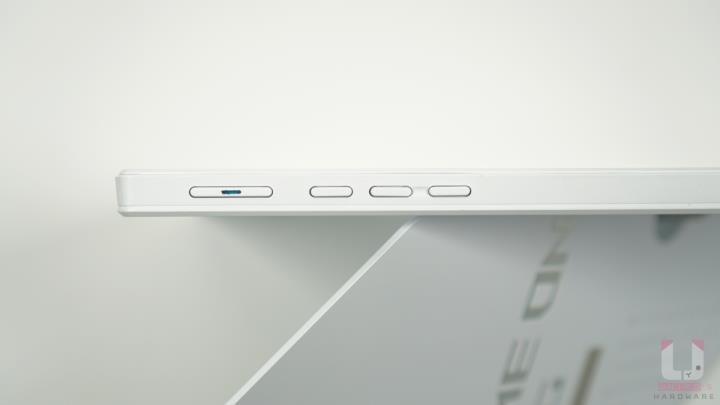 随时随地电竞起来，ROG Strix XG16AHP White 白色可携式电竞萤幕开箱