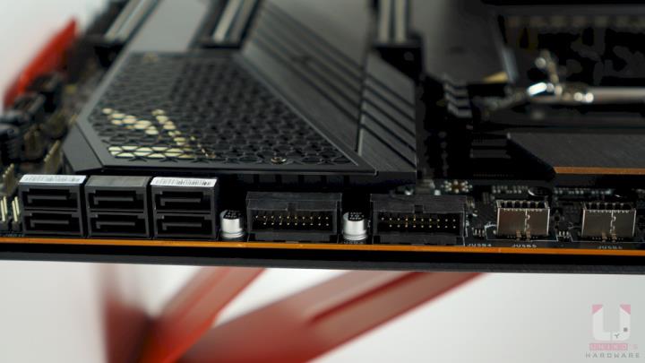 24K 黄金之风，MSI MEG Z690 ACE 主机板开箱评测