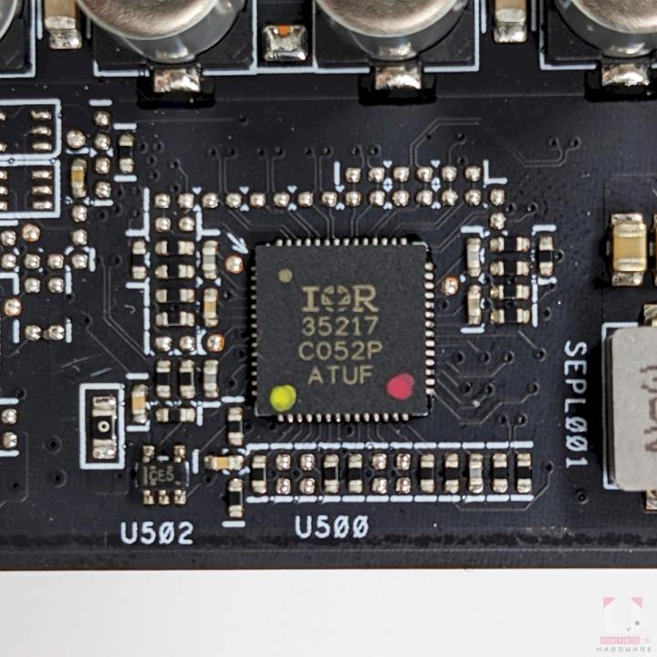 ROG Strix Radeon RX 6600 XT OC 显示卡评测开箱