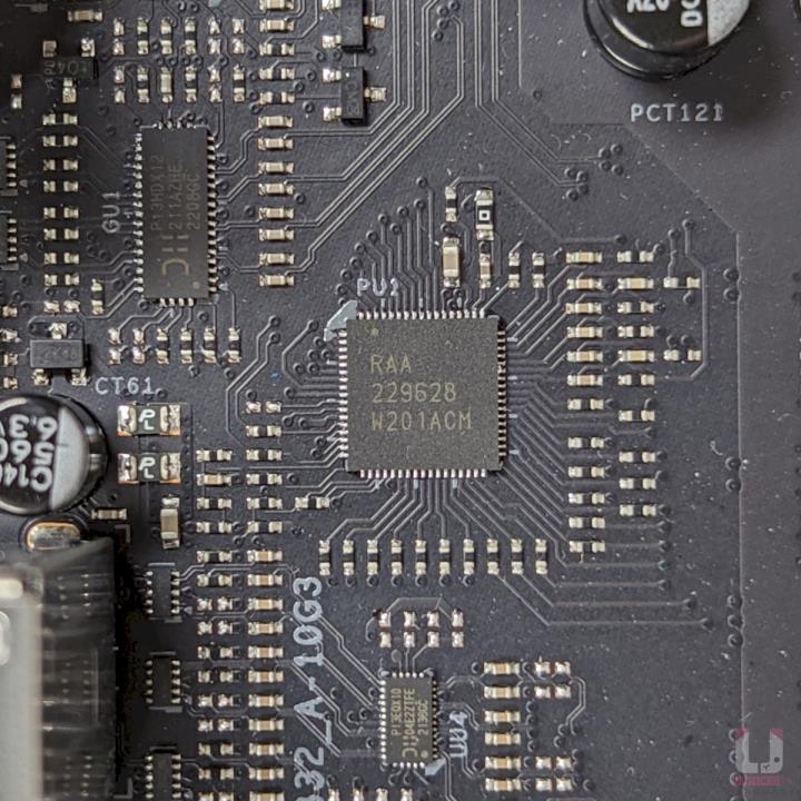 BIOSTAR X670E VALKYRIE 女武神主机板开箱评测