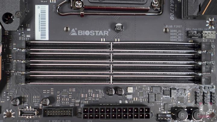 BIOSTAR Z790 VALKYRIE 主机板开箱评测
