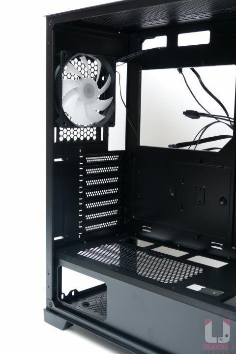 安钛克 Antec NX700 机壳开箱测试