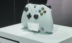 xboxone如何接蓝牙鼠标