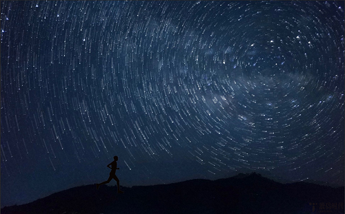Photoshop快速制作唯美星轨艺术效果