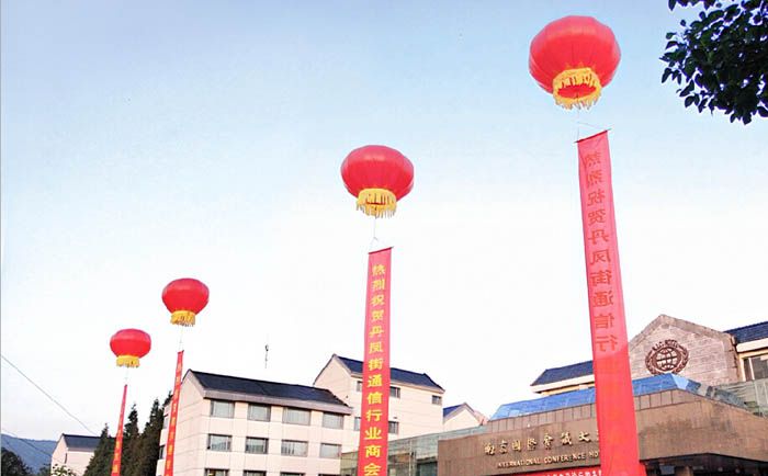 ps合成商场图片添加热闹气氛