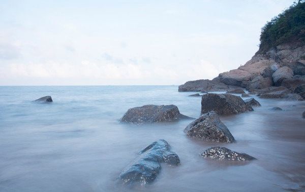 Photoshop调出通透大气的海景风光照片