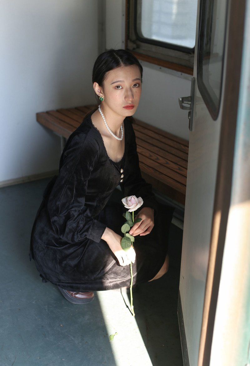 Photoshop调出人像照片复古电影胶片效果